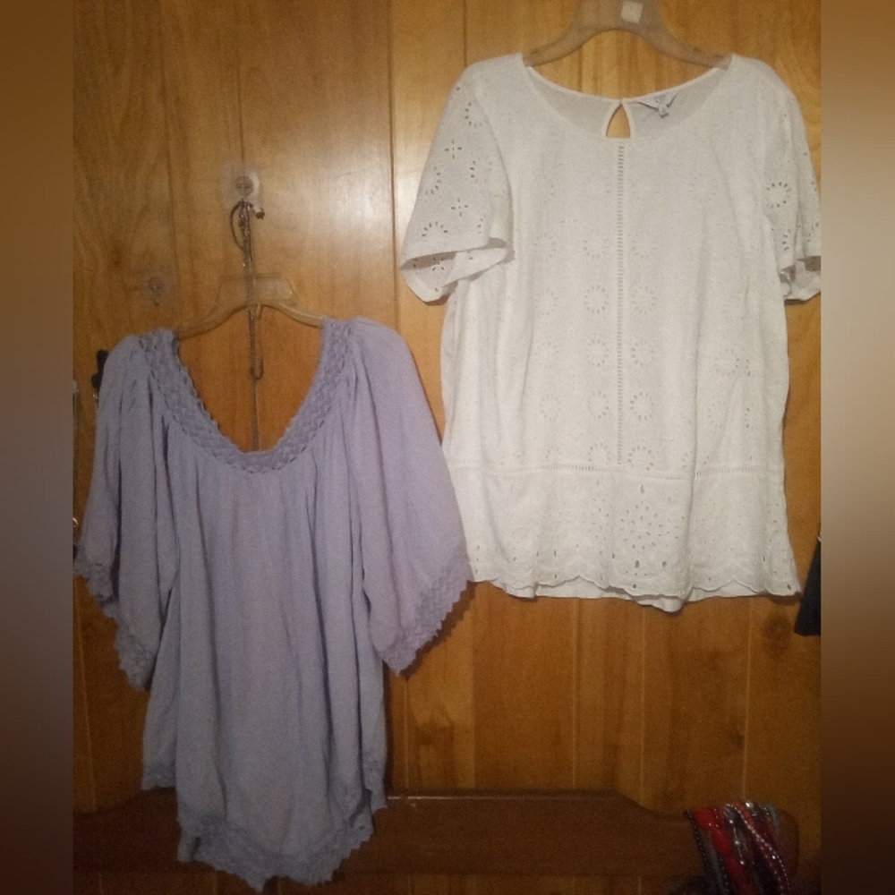 White "Crown & Ivy" Short Sleeve 14w Top & 1x "Roman's"Purple Top Bundle